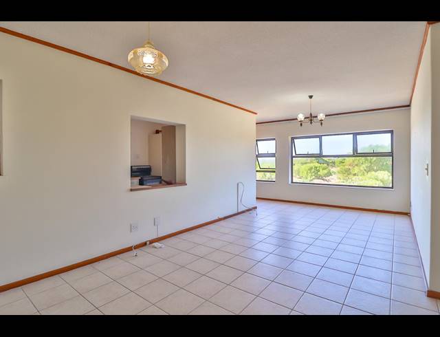 1 BEDROOM TOWNHOUSE RENTED IN SUMMERSTRAND